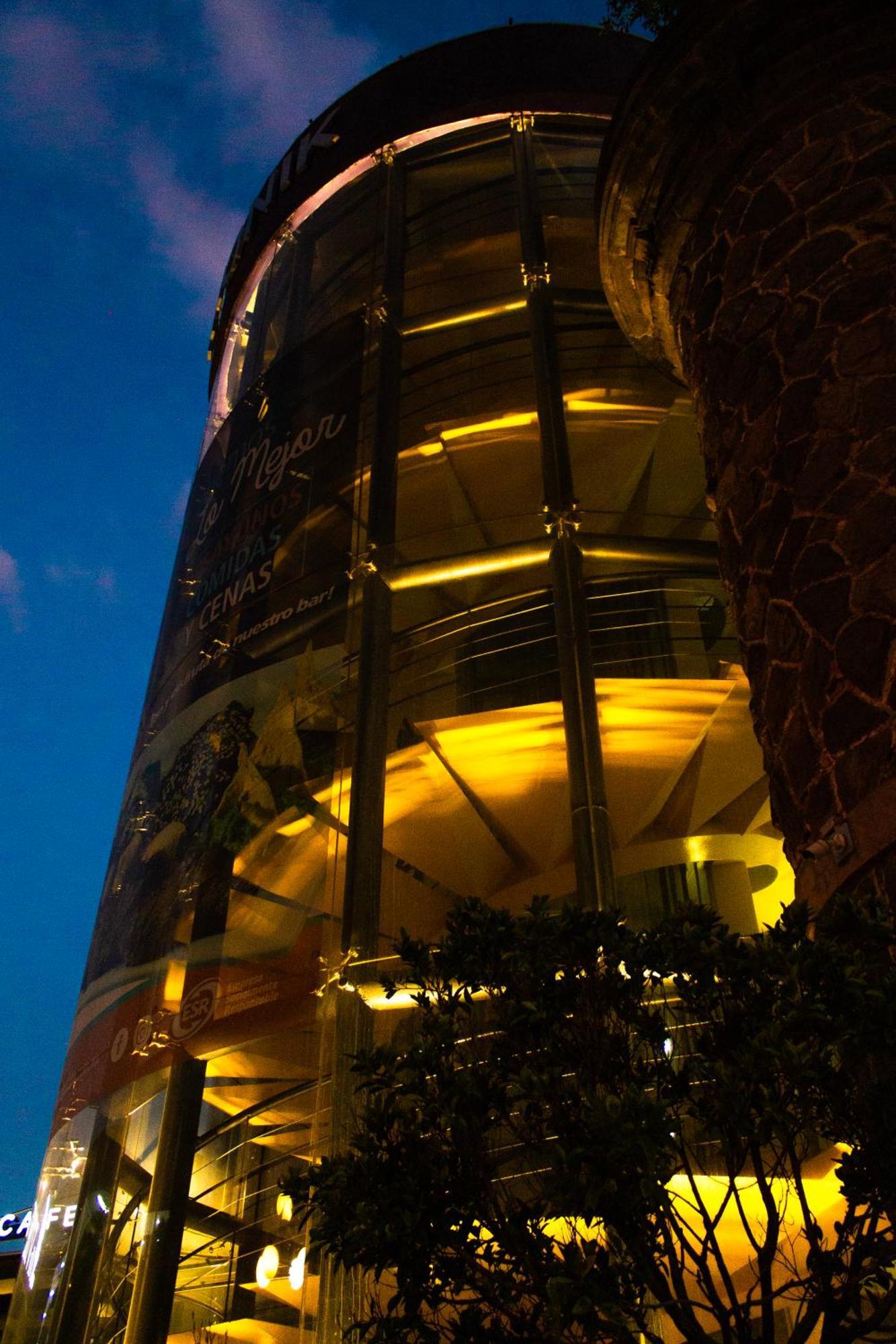 Hotel Ikonik 4*