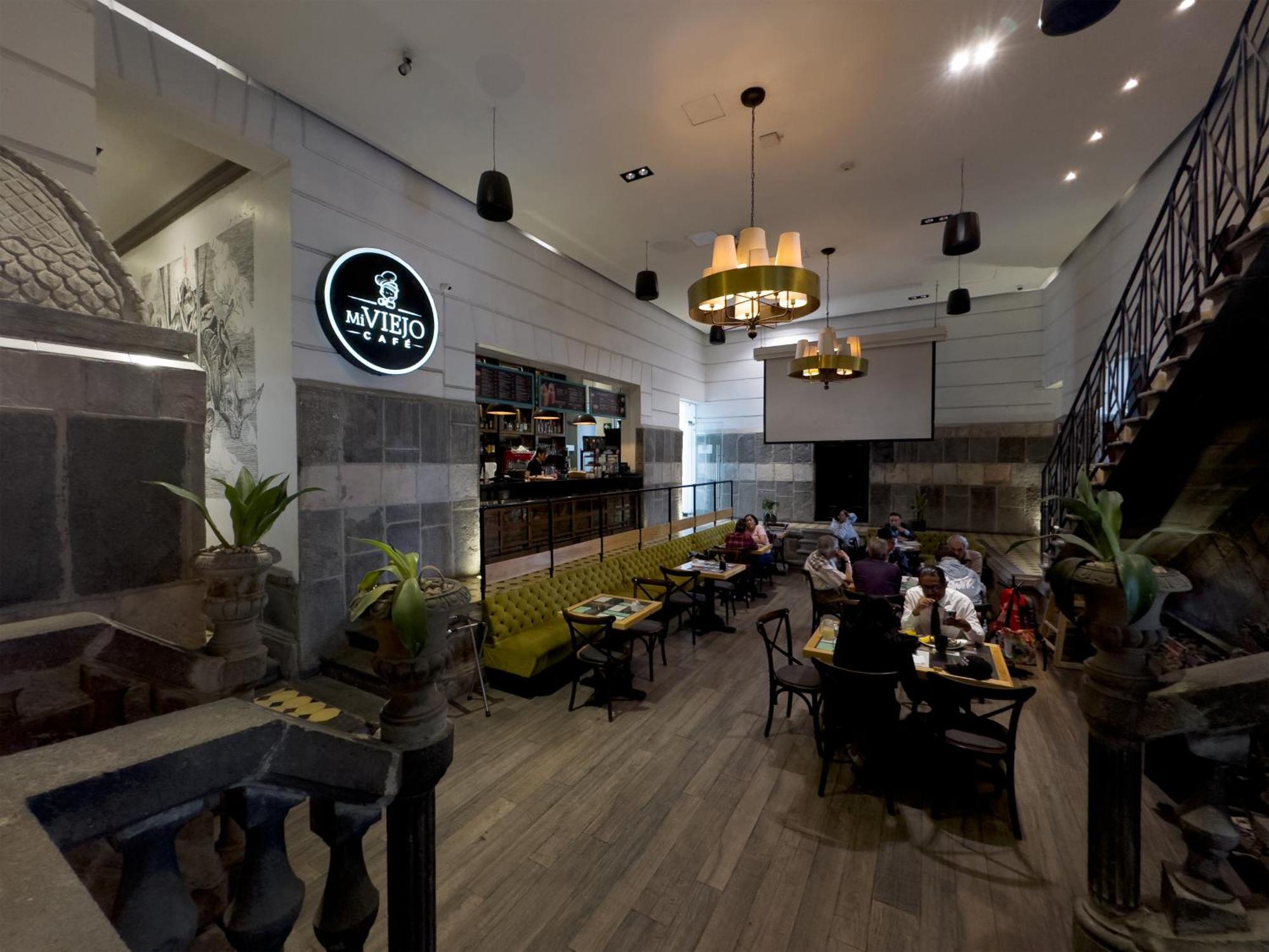 Ikonik Hotel 4*